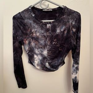 Sozy long sleeved crop